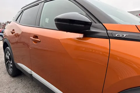 PL72WPM PEUGEOT 2008 1.2 PureTech GT Euro 6 (s/s) 5dr Thumbnail #28