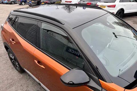 PL72WPM PEUGEOT 2008 1.2 PureTech GT Euro 6 (s/s) 5dr Thumbnail #29