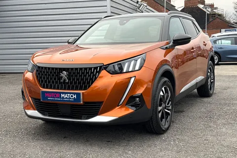 PL72WPM PEUGEOT 2008 1.2 PureTech GT Euro 6 (s/s) 5dr Thumbnail #31