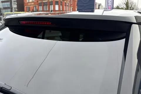 PL72WPM PEUGEOT 2008 1.2 PureTech GT Euro 6 (s/s) 5dr Thumbnail #36