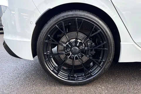 CX75KLK Volkswagen Golf 2.0 TSI 333 R Black Edition 4M DSG⭐19' Warmenau Alloy, DCC, Panoramic Sunro Thumbnail #12