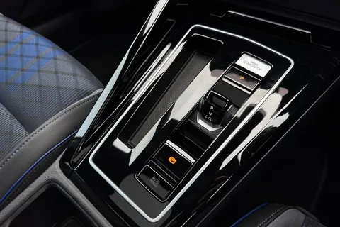 CX75KLK Volkswagen Golf 2.0 TSI 333 R Black Edition 4M DSG⭐19' Warmenau Alloy, DCC, Panoramic Sunro Thumbnail #24