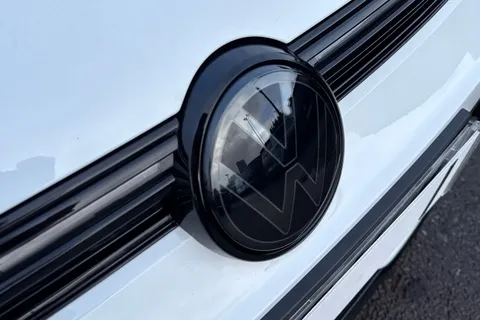 CX75KLK Volkswagen Golf 2.0 TSI 333 R Black Edition 4M DSG⭐19' Warmenau Alloy, DCC, Panoramic Sunro Thumbnail #26