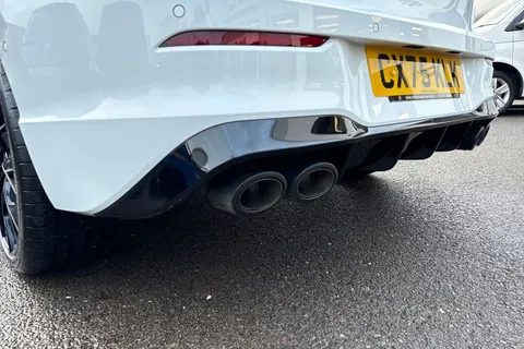 CX75KLK Volkswagen Golf 2.0 TSI 333 R Black Edition 4M DSG⭐19' Warmenau Alloy, DCC, Panoramic Sunro Thumbnail #33