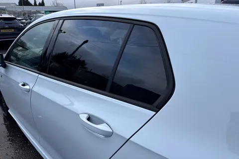 CX75KLK Volkswagen Golf 2.0 TSI 333 R Black Edition 4M DSG⭐19' Warmenau Alloy, DCC, Panoramic Sunro Thumbnail #34