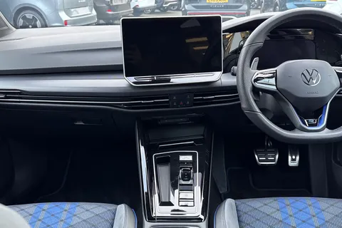 CX75KLK Volkswagen Golf 2.0 TSI 333 R Black Edition 4M DSG⭐19' Warmenau Alloy, DCC, Panoramic Sunro Thumbnail #40