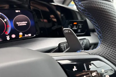 CX75KLK Volkswagen Golf 2.0 TSI 333 R Black Edition 4M DSG⭐19' Warmenau Alloy, DCC, Panoramic Sunro Thumbnail #47