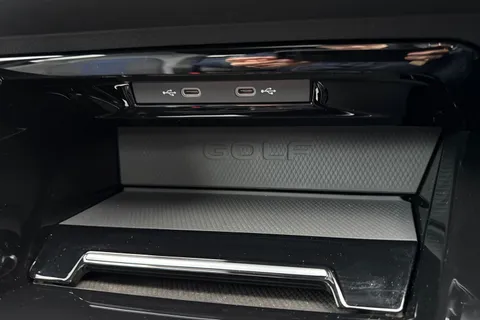 CX75KLK Volkswagen Golf 2.0 TSI 333 R Black Edition 4M DSG⭐19' Warmenau Alloy, DCC, Panoramic Sunro Thumbnail #50