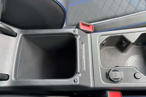 CX75KLK Volkswagen Golf 2.0 TSI 333 R Black Edition 4M DSG⭐19' Warmenau Alloy, DCC, Panoramic Sunro Thumbnail #52