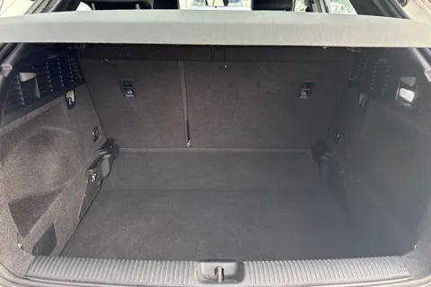 DP19PZJ Audi Q2 1.5 TFSI CoD 35 S line Euro 6 (s/s) 5dr Thumbnail #7