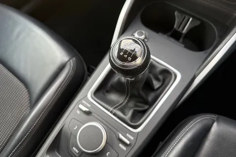 DP19PZJ Audi Q2 1.5 TFSI CoD 35 S line Euro 6 (s/s) 5dr Thumbnail #23