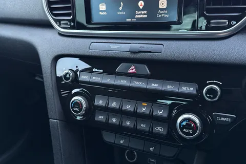 RV69FYH Kia Sportage 1.6 GDi 2 Euro 6 (s/s) 5dr Thumbnail #23