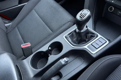 RV69FYH Kia Sportage 1.6 GDi 2 Euro 6 (s/s) 5dr Thumbnail #24