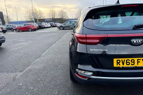 RV69FYH Kia Sportage 1.6 GDi 2 Euro 6 (s/s) 5dr Thumbnail #33