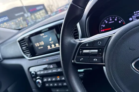 RV69FYH Kia Sportage 1.6 GDi 2 Euro 6 (s/s) 5dr Thumbnail #39