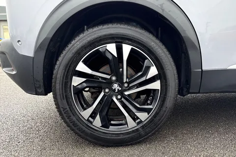 10 of 66 for PEUGEOT e-2008 50kWh GT Auto 5dr (7kW Charger)