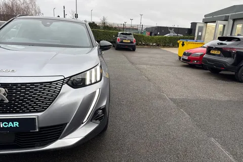 25 of 66 for PEUGEOT e-2008 50kWh GT Auto 5dr (7kW Charger)