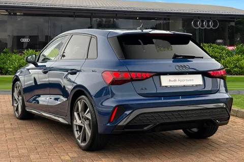 BN25ZJU Audi A3 Black Edition 35 TFSI  150 PS S tronic Thumbnail #3