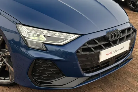 BN25ZJU Audi A3 Black Edition 35 TFSI  150 PS S tronic Thumbnail #9