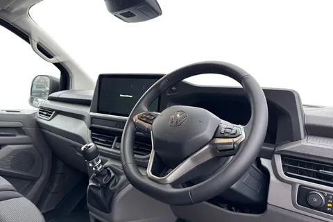 DC75CZF Volkswagen Transporter 2.0 TDI 110 Commerce Pro Van Thumbnail #14