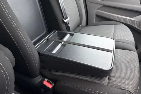 DC75CZF Volkswagen Transporter 2.0 TDI 110 Commerce Pro Van Thumbnail #31