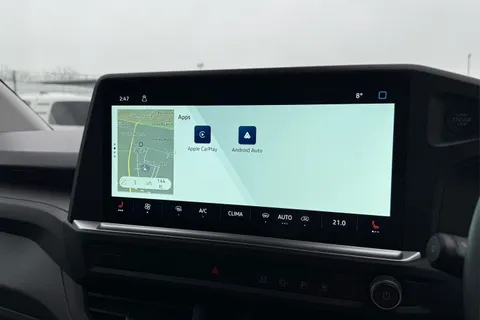 DC75CZF Volkswagen Transporter 2.0 TDI 110 Commerce Pro Van Thumbnail #47