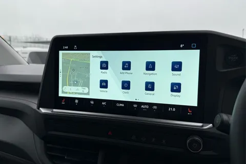 DC75CZF Volkswagen Transporter 2.0 TDI 110 Commerce Pro Van Thumbnail #50