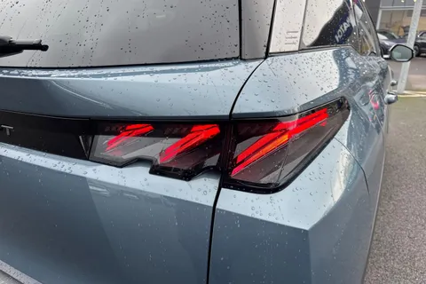 KW74FXD PEUGEOT 5008 1.2 HYBRID GT e-DSC6 Euro 6 (s/s) 5dr Thumbnail #9