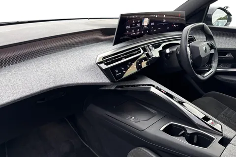 KW74FXD PEUGEOT 5008 1.2 HYBRID GT e-DSC6 Euro 6 (s/s) 5dr Thumbnail #16