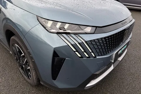 KW74FXD PEUGEOT 5008 1.2 HYBRID GT e-DSC6 Euro 6 (s/s) 5dr Thumbnail #30