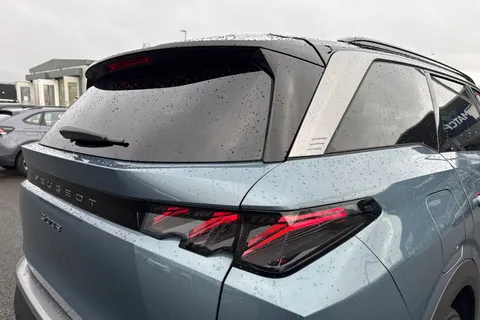 KW74FXD PEUGEOT 5008 1.2 HYBRID GT e-DSC6 Euro 6 (s/s) 5dr Thumbnail #35