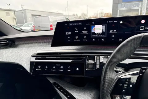 KW74FXD PEUGEOT 5008 1.2 HYBRID GT e-DSC6 Euro 6 (s/s) 5dr Thumbnail #44