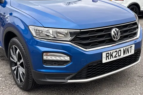 RK20WNT Volkswagen T-Roc 1.0 TSI Design Euro 6 (s/s) 5dr Thumbnail #9