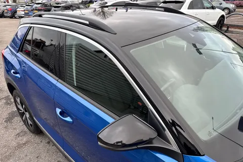 RK20WNT Volkswagen T-Roc 1.0 TSI Design Euro 6 (s/s) 5dr Thumbnail #35