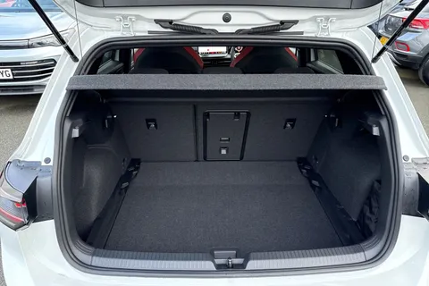 WJ25CGF Volkswagen Golf 2.0 TSI 265 GTI 5dr DSG | Heated Seats | Tilting Panoramic Sun Roof Thumbnail #7