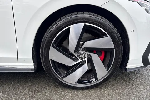 WJ25CGF Volkswagen Golf 2.0 TSI 265 GTI 5dr DSG | Heated Seats | Tilting Panoramic Sun Roof Thumbnail #10