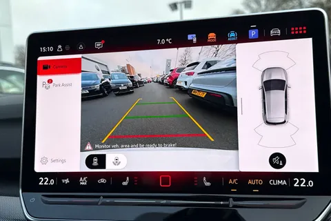 WJ25CGF Volkswagen Golf 2.0 TSI 265 GTI 5dr DSG | Heated Seats | Tilting Panoramic Sun Roof Thumbnail #32