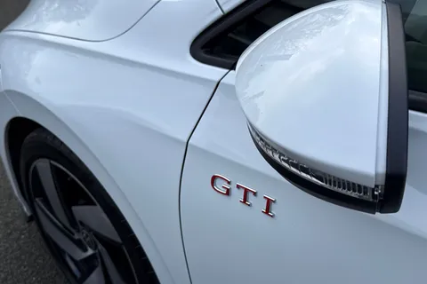 WJ25CGF Volkswagen Golf 2.0 TSI 265 GTI 5dr DSG | Heated Seats | Tilting Panoramic Sun Roof Thumbnail #42