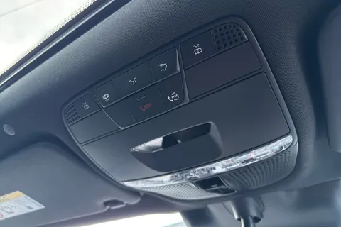 SM21GZU Mercedes-Benz Eqc EQC 400 80kWh AMG Line (Premium Plus) Auto 4MATIC 5dr Thumbnail #47