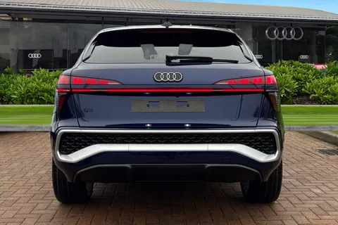  Audi Q3 1.5 TFSI S line Sportback S Tronic Euro 6 (s/s) 5dr Thumbnail #4