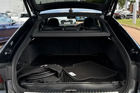 BW25EWB Audi A7 Black Edition 50 TFSI e quattro 299 PS S tronic Thumbnail #7