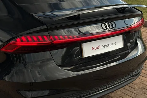BW25EWB Audi A7 Black Edition 50 TFSI e quattro 299 PS S tronic Thumbnail #8