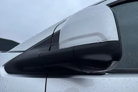 DE75GZZ Volkswagen Transporter 2.0 TDI 110 Commerce Pro Van Thumbnail #26