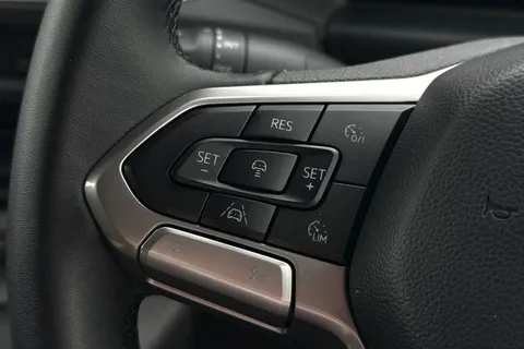 DE75GZZ Volkswagen Transporter 2.0 TDI 110 Commerce Pro Van Thumbnail #40