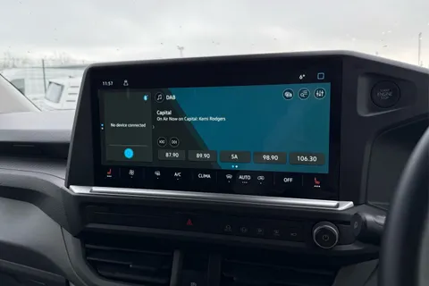 DE75GZZ Volkswagen Transporter 2.0 TDI 110 Commerce Pro Van Thumbnail #44