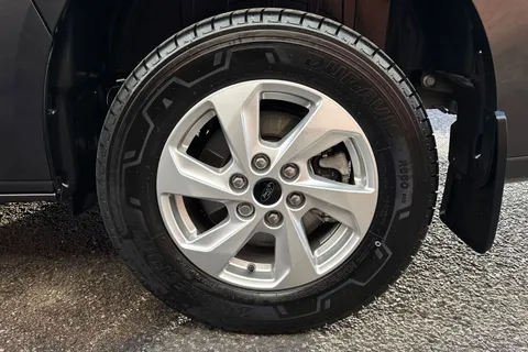 MD74DPO Ford E-Transit Custom 100kW 136PS H1 Van Limited Auto Thumbnail #10