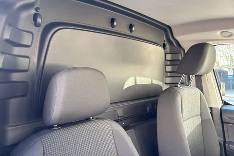 PF75AWM Volkswagen Caddy Cargo Commerce Plus SWB 102 PS 2.0 TDI 6sp Manual Thumbnail #23