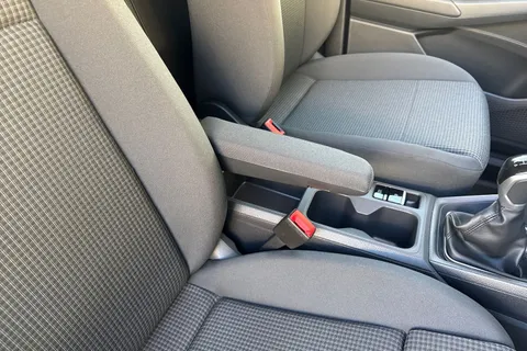 PF75AWM Volkswagen Caddy Cargo Commerce Plus SWB 102 PS 2.0 TDI 6sp Manual Thumbnail #30