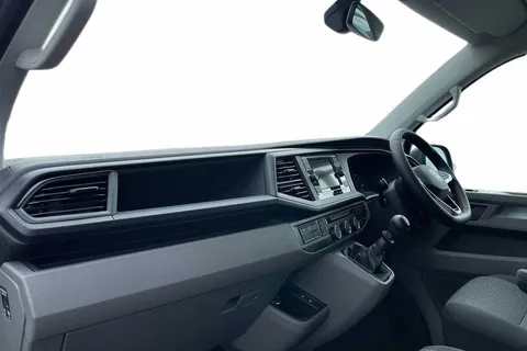 DG74YBR Volkswagen Transporter 2.0 TDI 110 Highline Van Thumbnail #2