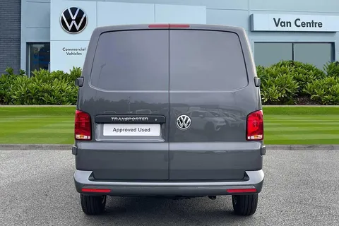 DG74YBR Volkswagen Transporter 2.0 TDI 110 Highline Van Thumbnail #7
